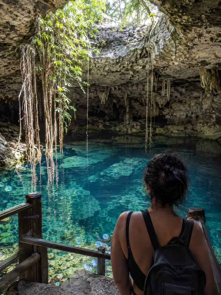 Blick auf die Cenote Dos Ojos